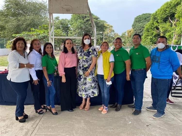 Celebran 55 años de la modalidad telesecundaria en Cosamaloapan