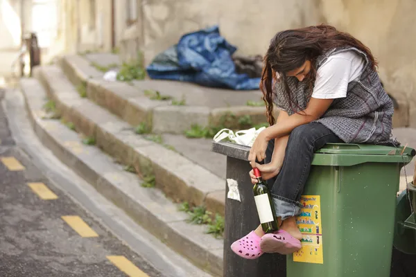 Preocupante aumento de alcoholismo en mujeres y niños detecta AA