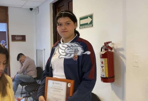 Veikia Neri Del Razo busca poner en alto el nombre de Coatzacoalcos