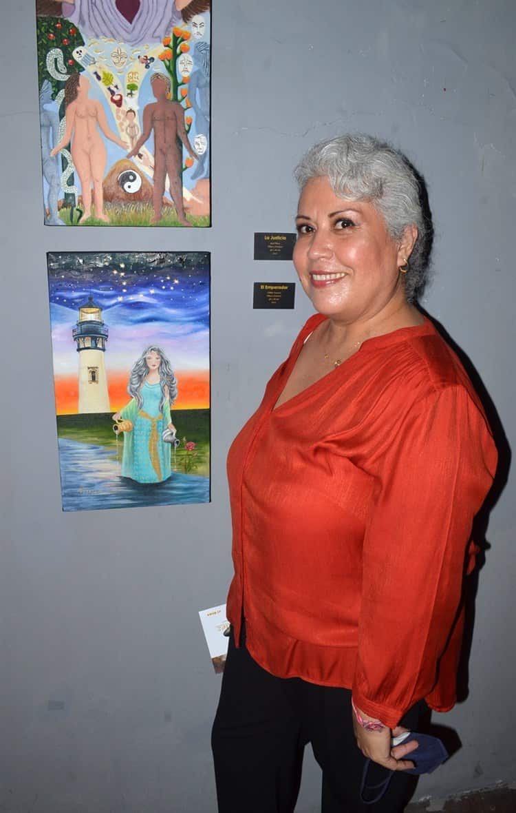 Alumnos de ESARTES inauguran exposición ‘Tarot’