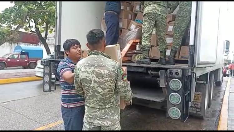 Ejército abasteció de medicamentos al Hospital Gómez Farías (+Video)