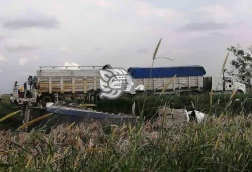 Caos vial en la Transístmica Coatza- Mina