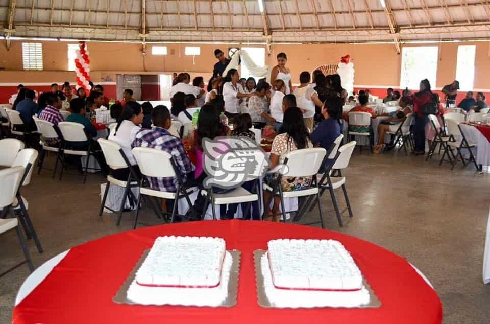 No quieren casarse; hay poco interés en las bodas colectivas entre las parejas