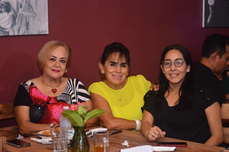Laura Rotstein, Maritza y Carmen Rotstein en Homenaje a 3 divas
