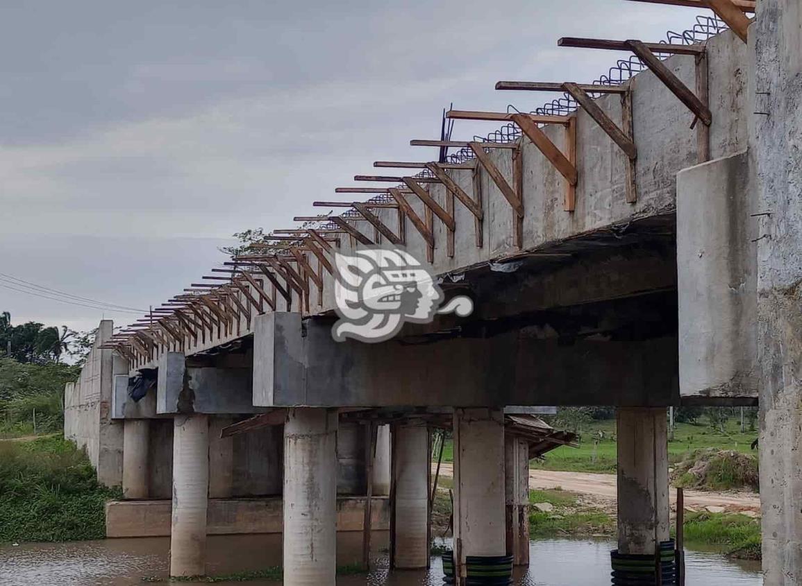 Habitantes de área rural La Lagunilla exponen falta de avances en obras.