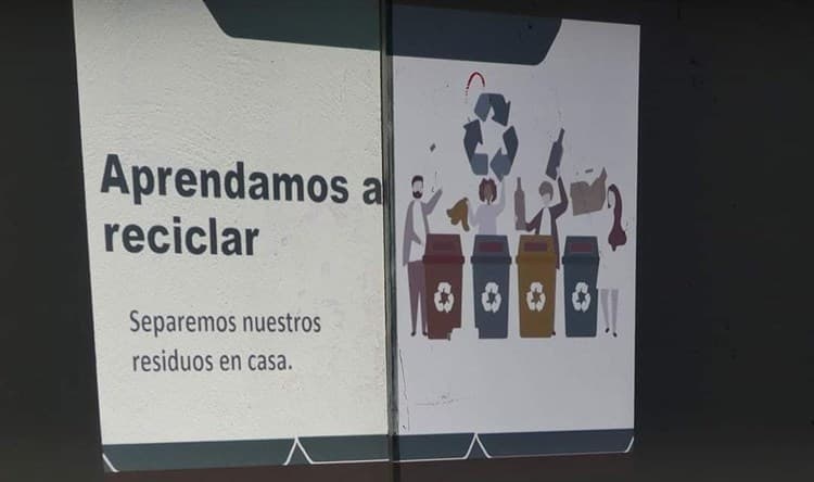 Imparten pláticas sobre cuidado del medio ambiente a estudiantes de escuela primaria