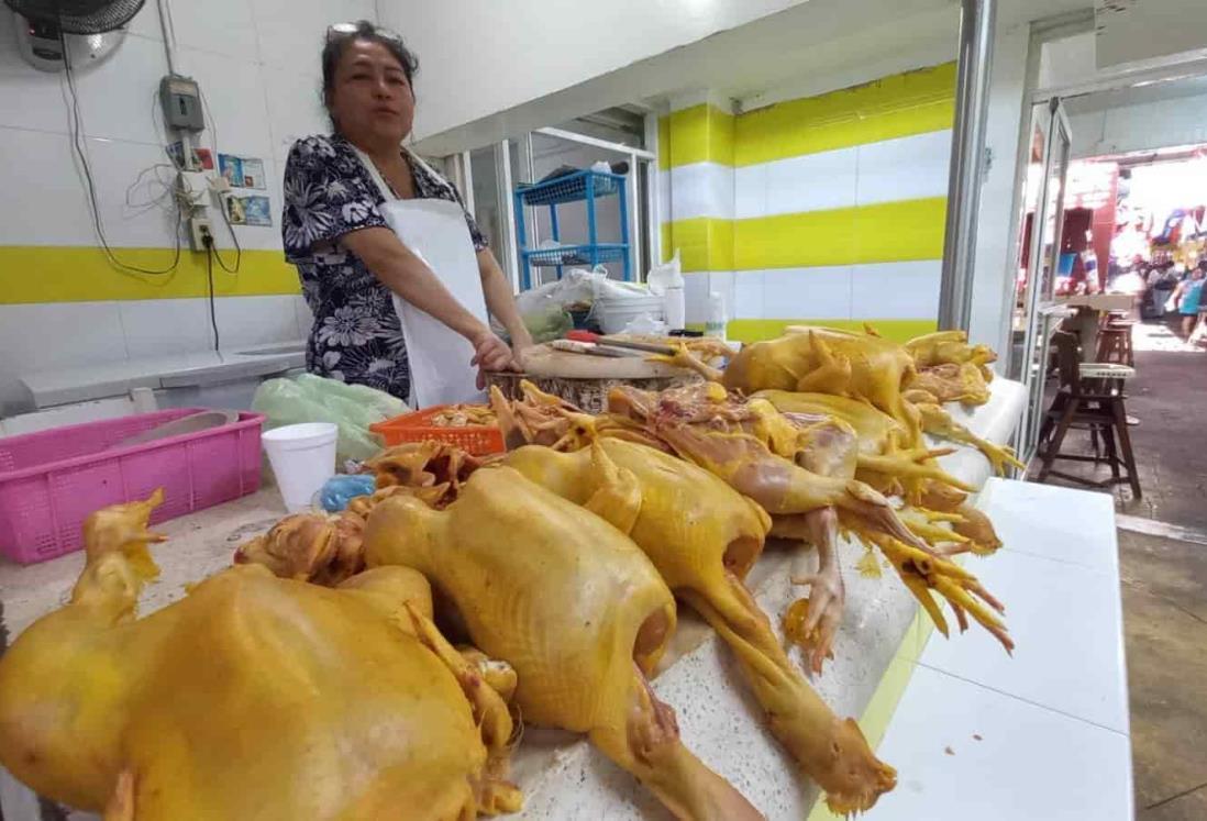 ¡Hasta 5 pesos! Aumenta el precio del pollo en mercados de Veracruz