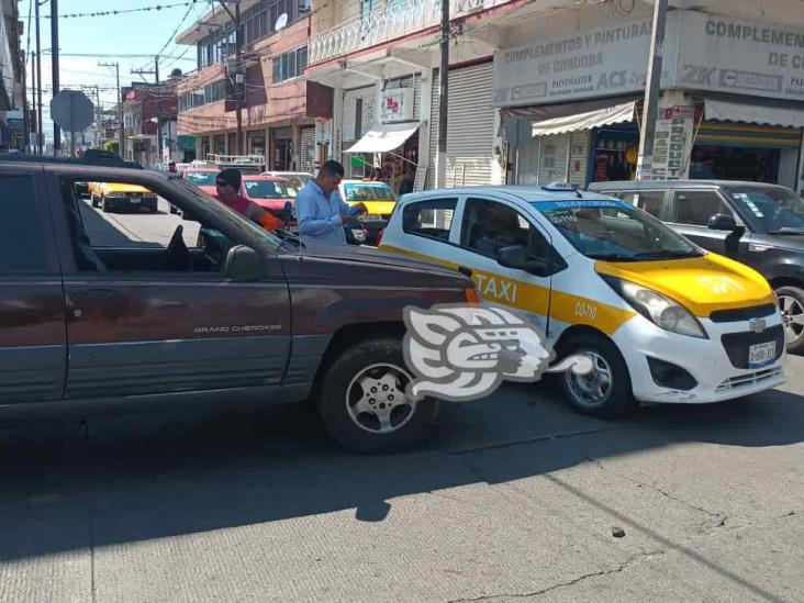 Accidentes en Córdoba generan fuerte movilización policiaca; hay una herida