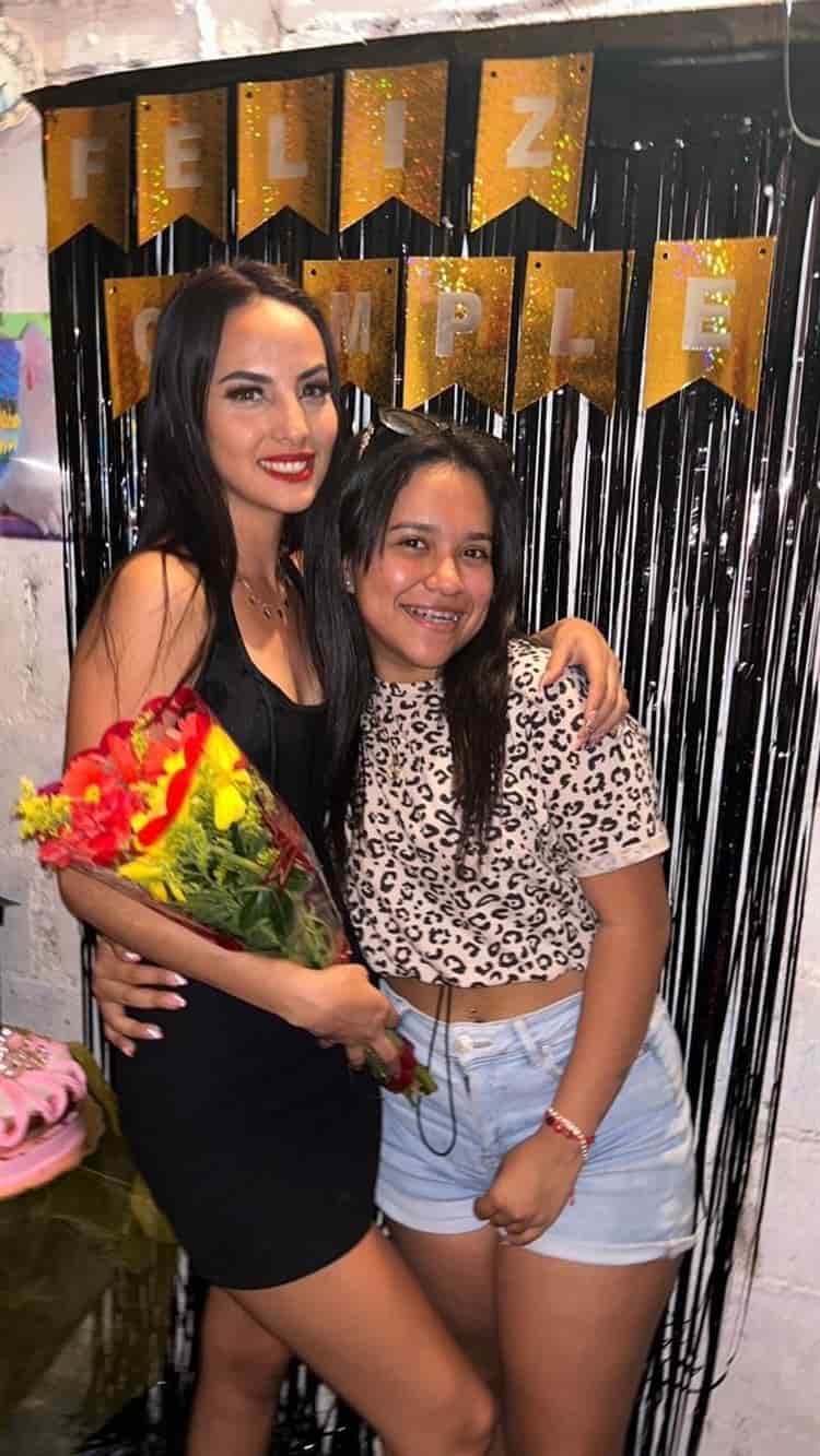 La Miss Earth Veracruz 2024 Naomy Cámara Ortiz celebra cumpleaños