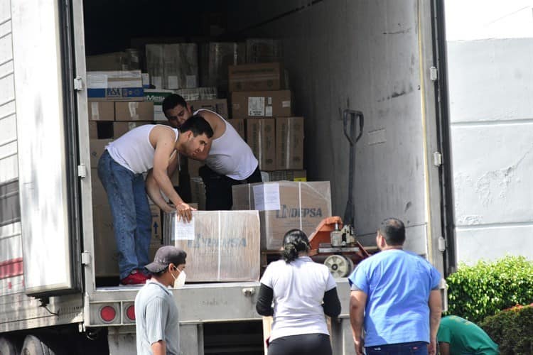 Llega segundo cargamento de medicamentos al Gómez Farías (Video)