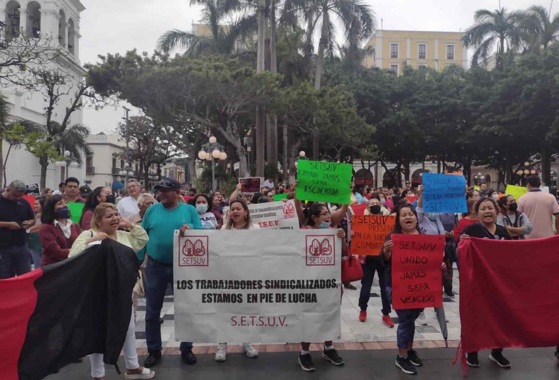 Amaga SETSUV con huelga en Veracruz; demandan aumento salarial del 20%(+Video)