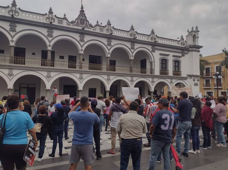 Amaga SETSUV con huelga en Veracruz; demandan aumento salarial del 20%(+Video)