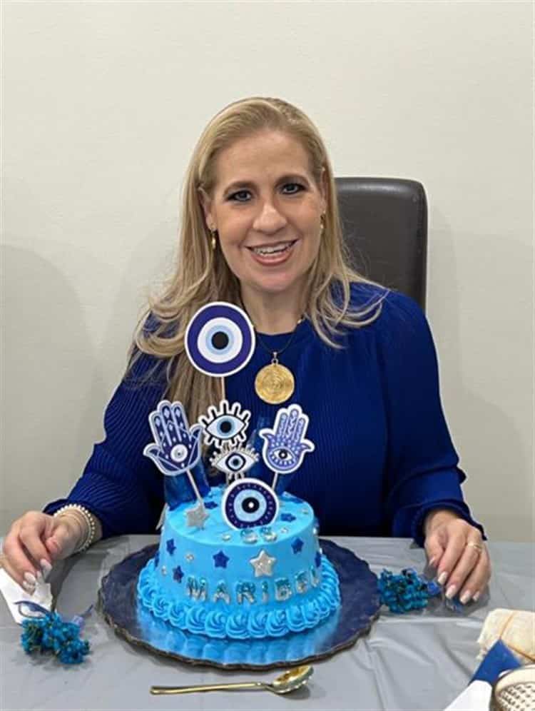 Maribel Suero recibe prefiesta de cumpleaños