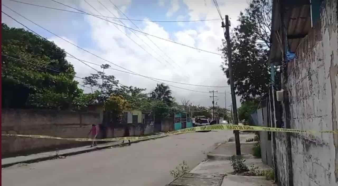 Detención de mujeres y balazos alarman en la colonia Peloteros