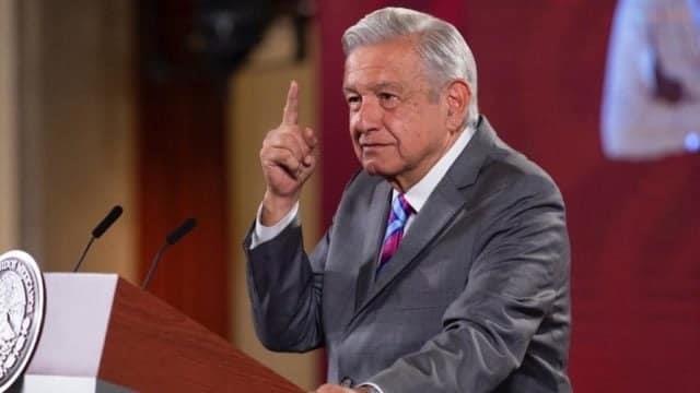 En México, políticos corruptos crearon sus empresas para abastecer su hambre de dinero: AMLO