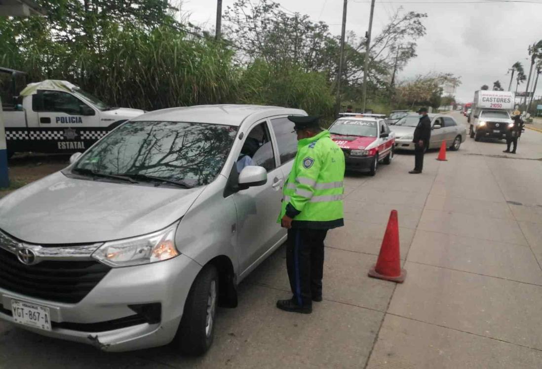 Activan retén y cámara de vigilancia en carretera transístmica