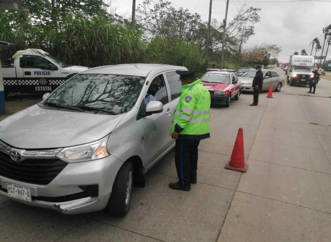 Activan retén y cámara de vigilancia en carretera transístmica