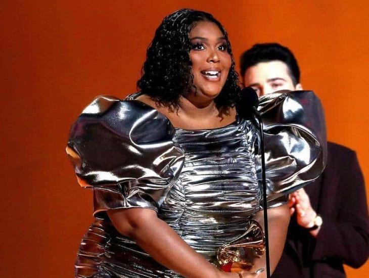 Lizzo gana  Mejor Grabación del Año por About damn time en Premios Grammy 2023