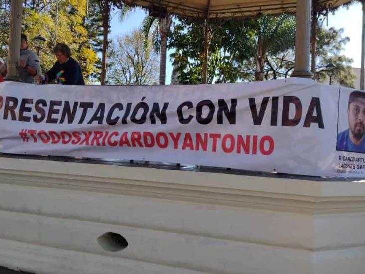 Realizan plantón en Orizaba para exigir aparición de Ricardo Lagunes y Antonio Díaz (+Video)