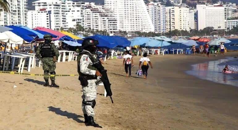 Jornada violenta deja tres personas sin vida en playas de Acapulco