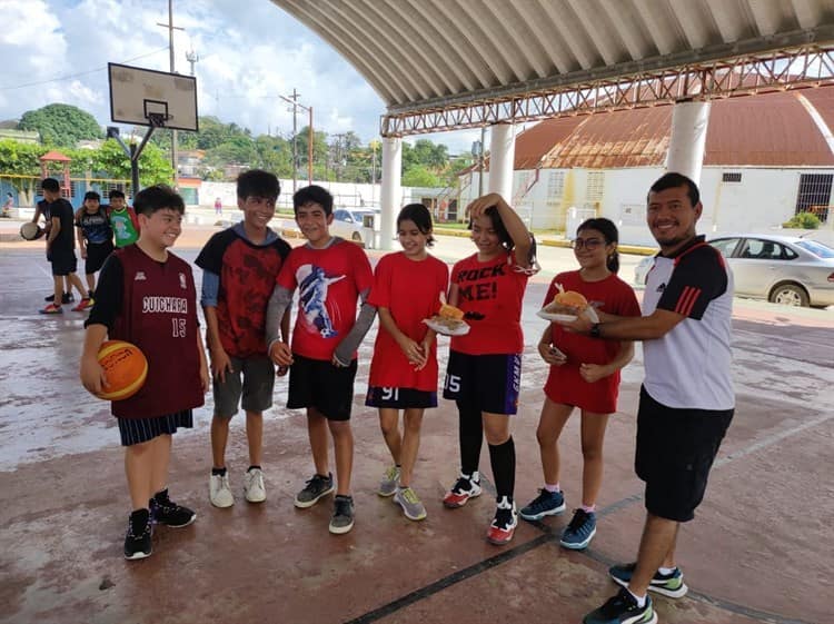 Llevaron a cabo torneo de convivencia de basquetbol