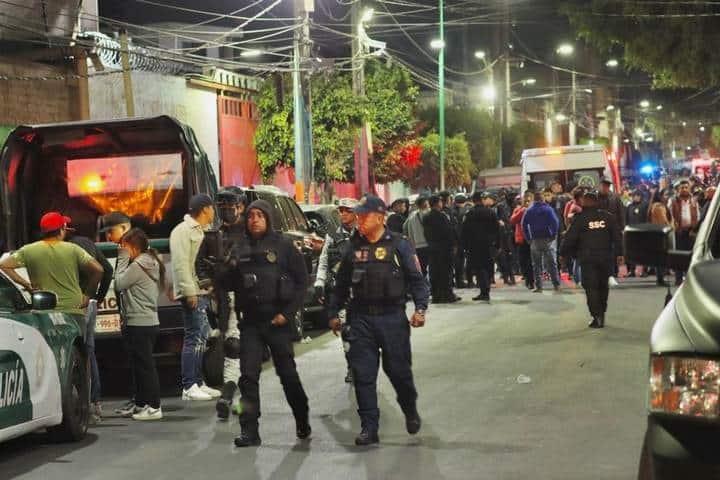 Festejos a la Candelaria en Iztapalapa termina en balacera; tres muertos