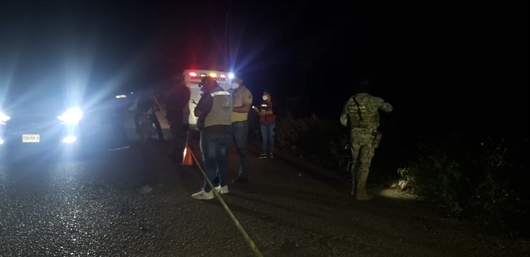 Joven pierde la vida tras ser arrollado en carretera estatal Cosamaloapan - Acula