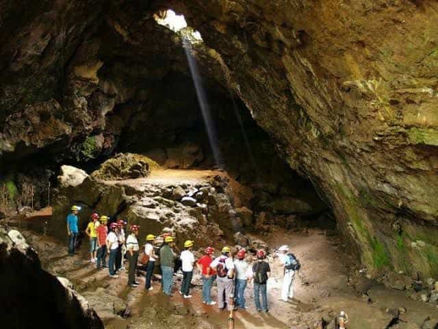 Por riesgo de desprendimiento, Cueva de la Orquídea en Xalapa no será reabierta