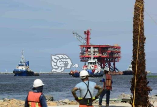 Importante gasoducto en Coatzacoalcos para cubrir necesidades del CIIT: Peña