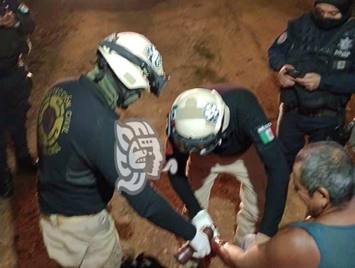 Hieren a machetazos a campesino en Acayucan