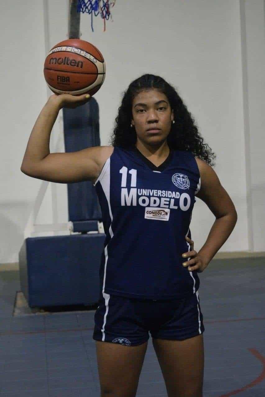 Se suma Cristina Domínguez al conjunto femenil de Halcones