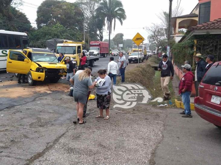 ¡Carambola! Se registra accidente en la Córdoba-La Tinaja; hay 3 lesionados