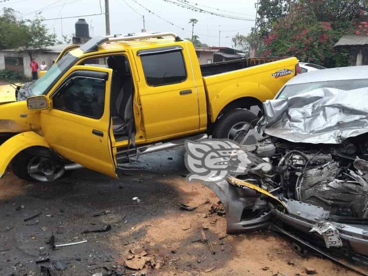 ¡Carambola! Se registra accidente en la Córdoba-La Tinaja; hay 3 lesionados