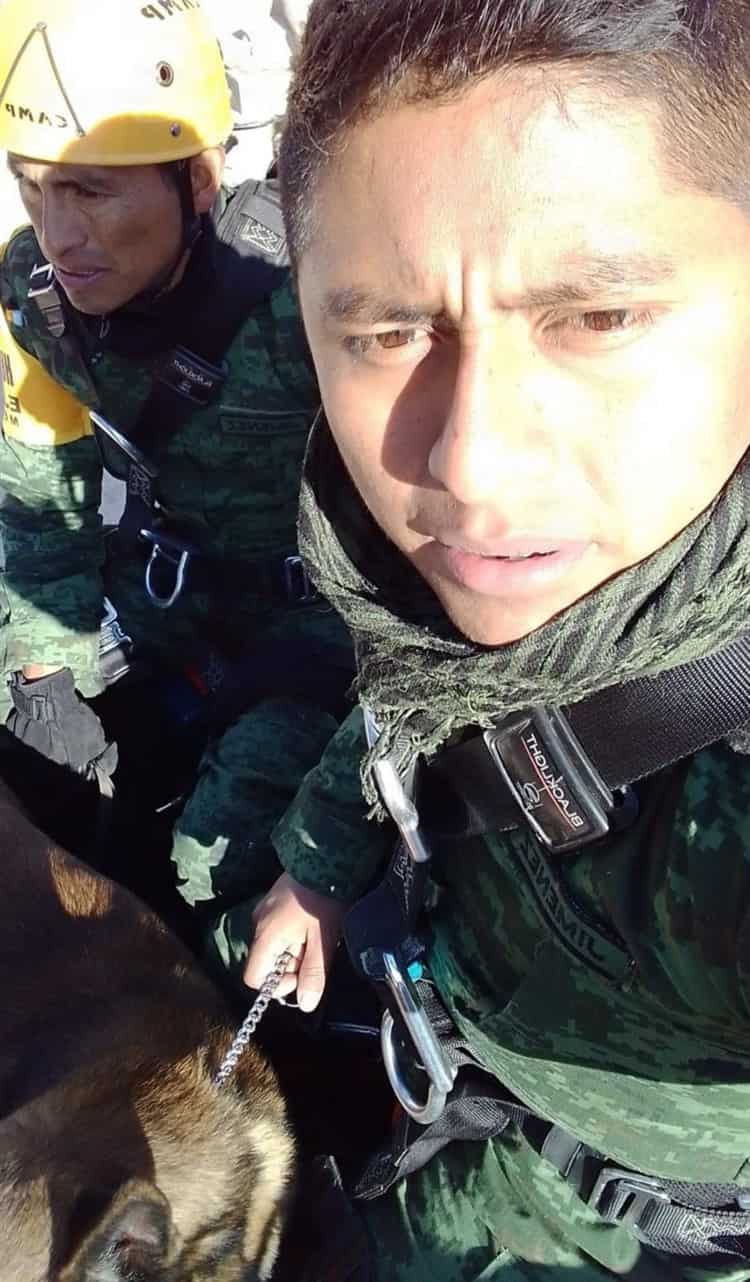 Joven militar veracruzano apoya en Turquía; busca sobrevivientes tras el sismo de 7.8