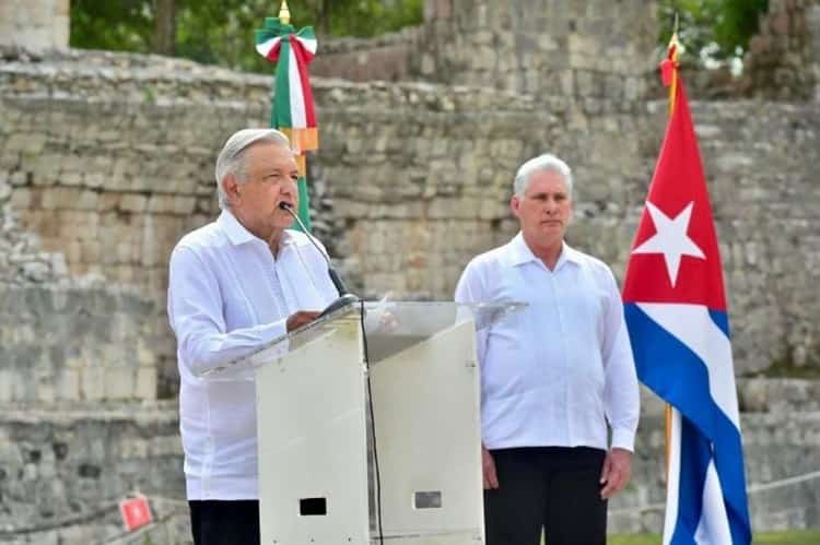 AMLO condecora al presidente de Cuba con la Orden Mexicana del Águila Azteca