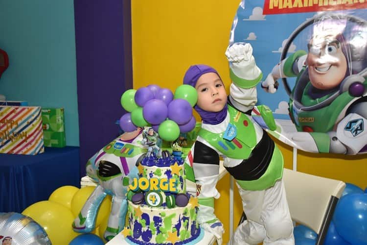 Jorge Maximiliano Ramos Molina es celebrado por sus 4 años de edad