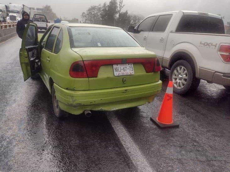 Abandonan Derby chocado en la Autopista 150D Puebla-Orizaba