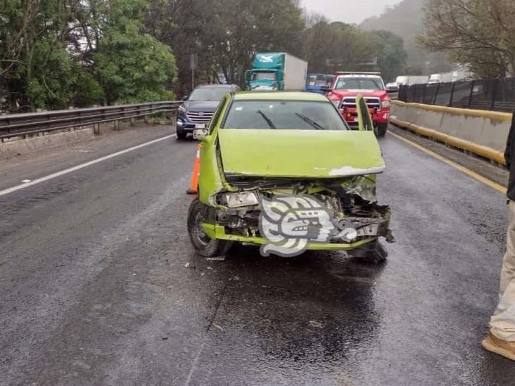 Abandonan Derby chocado en la Autopista 150D Puebla-Orizaba