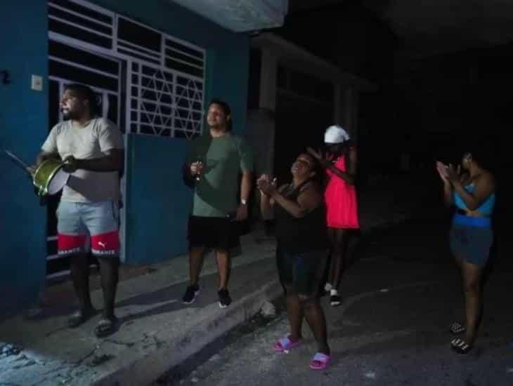 ¡Sin luz! Falla eléctrica ocasiona apagones en la mitad de Cuba