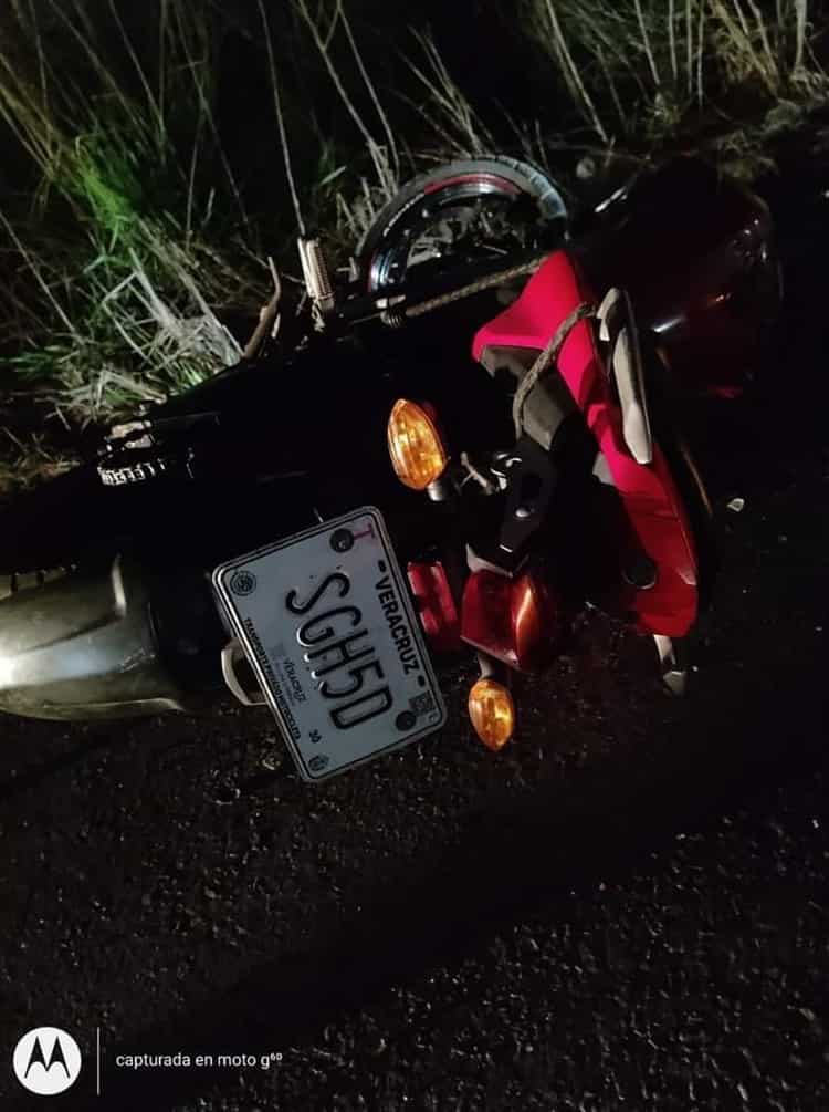 Motociclistas se estrellan de frente en Veracruz; joven pierde la vida (+ Video)