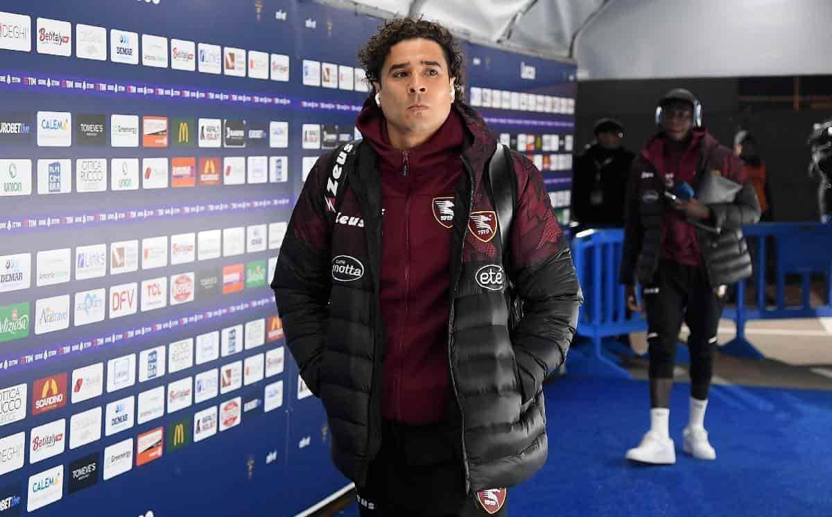 ¿Por qué Memo Ochoa salió a la banca con la Salernitana?