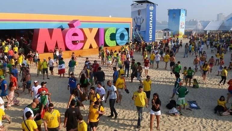 Aumenta el turismo en México, pero aún está por debajo de niveles prepandemia