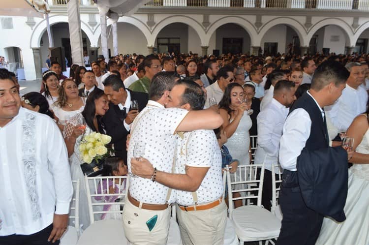 Nerviosos y emocionados Roberto y Andrés contrajeron matrimonio  el Día de San Valentín (+Video)