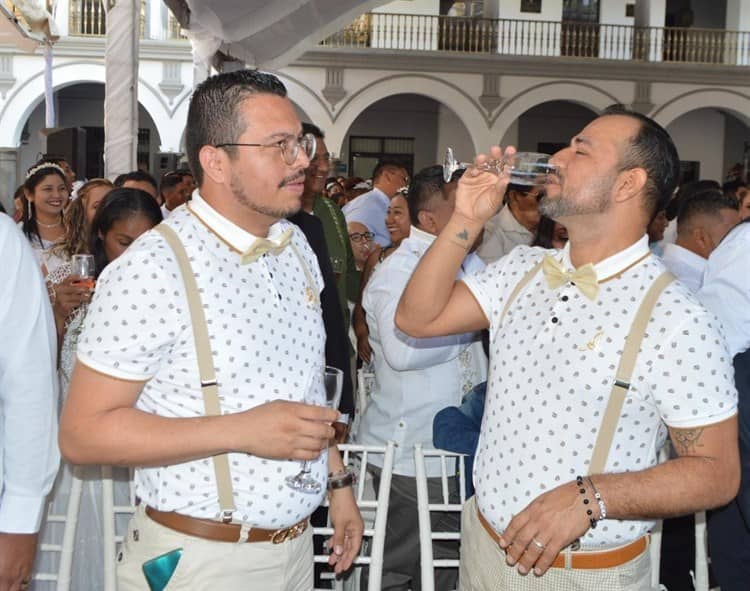 Nerviosos y emocionados Roberto y Andrés contrajeron matrimonio  el Día de San Valentín (+Video)