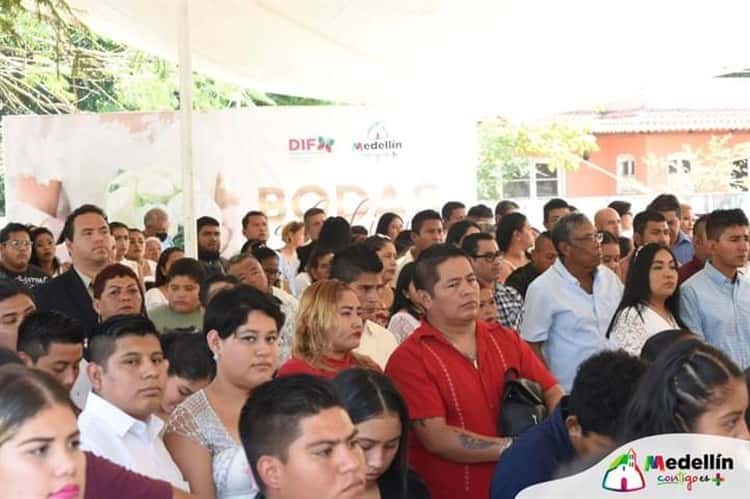 Más de 144 parejas unieron sus vidas en las bodas colectivas de Medellín de Bravo