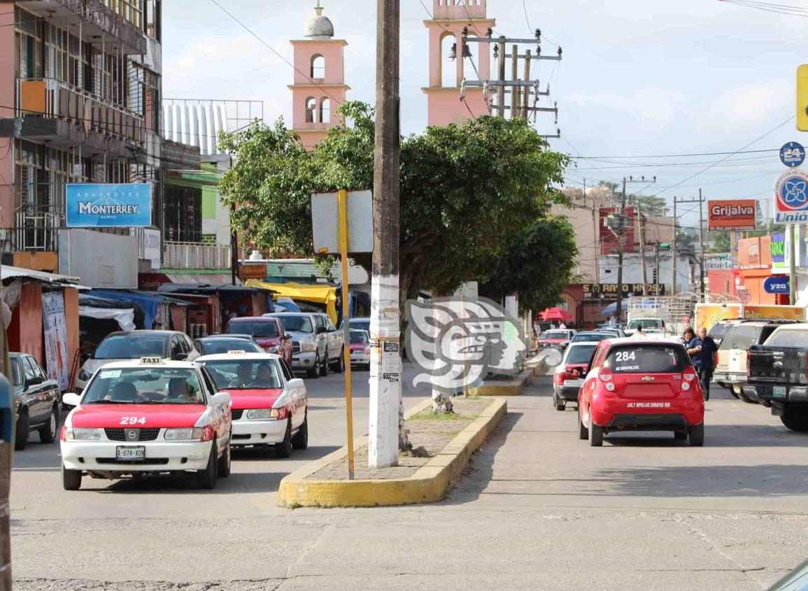 Choapenses esperan módulo de licencias