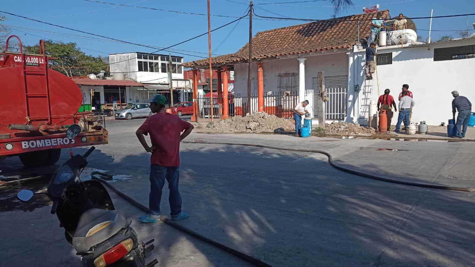 Vecinos alertan por fuga de gas en Cosamaloapan
