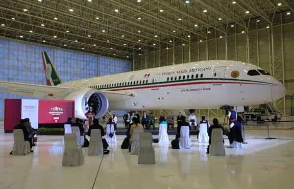 “Extravagancia” del avión presidencial complica su venta, afirma AMLO