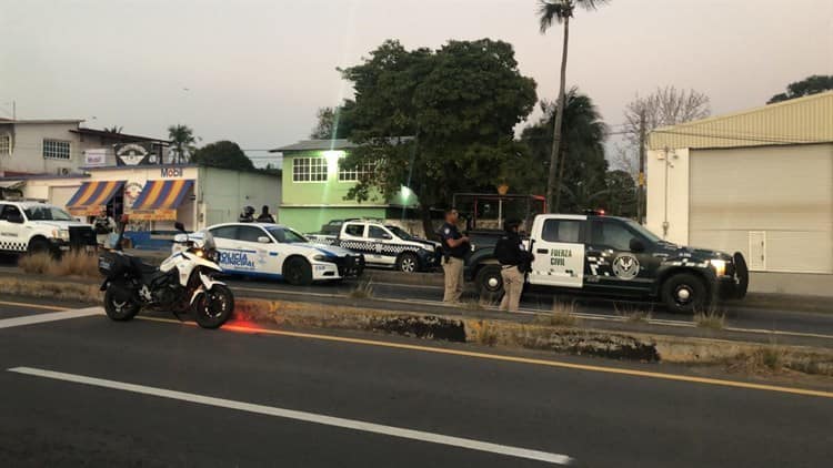 Balacera en Paso del Toro; sujetos roban camioneta y atacan a disparos a elementos de la SSP (+Video)