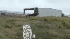 Viento de más de 100 km/h destrozan galera al poniente